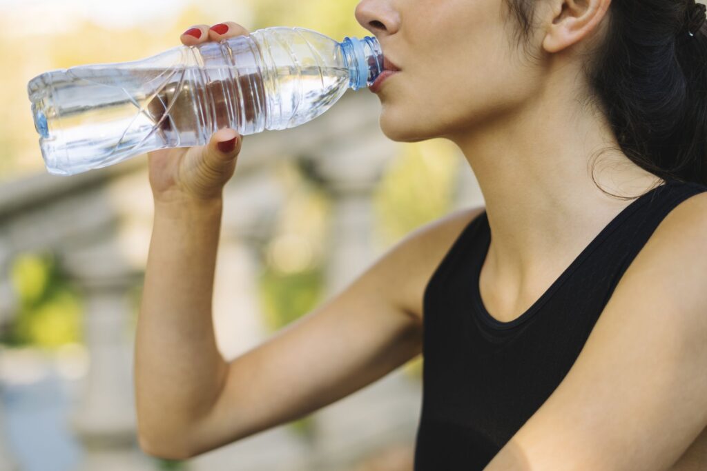 how to loose water weight safetly and quickly